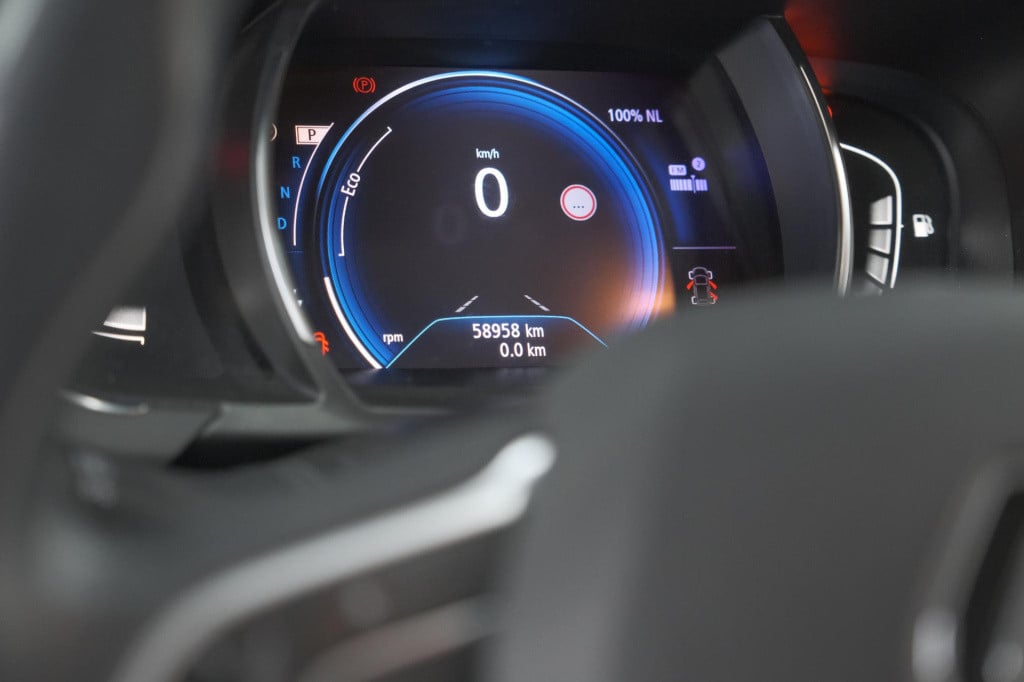 Renault Grand Scenic tce 140 edc intens | 7 zitplaatsen | trekhaak | camera