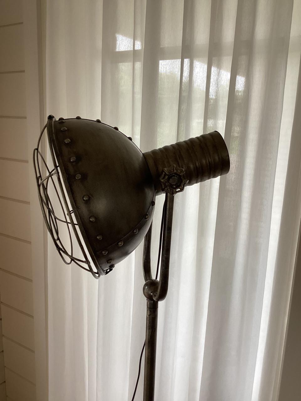 Stalamp vloerlamp industrieel Sissy Boy Goes