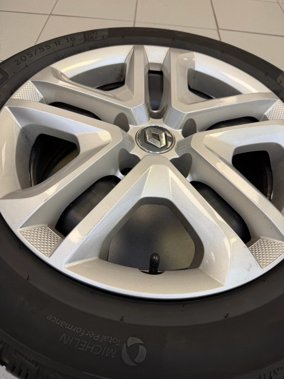 Winterset Renault Megane Michelin