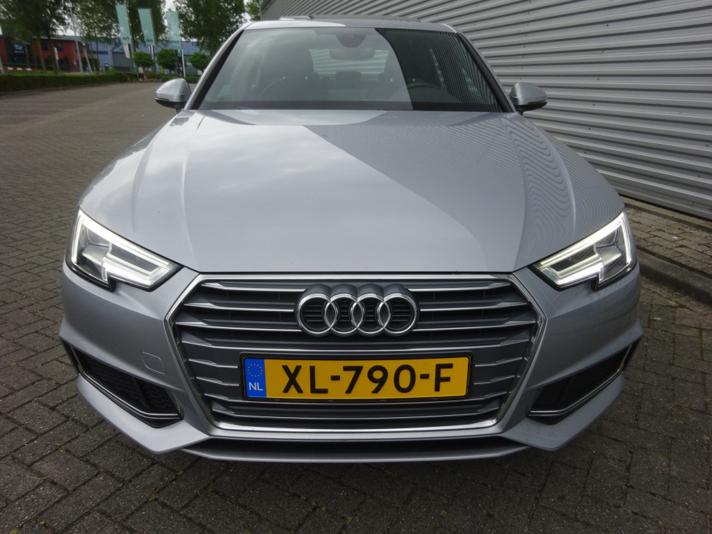 Audi A4 limousine 35 tfsi sport lease edition schuifdak climate / cruise co