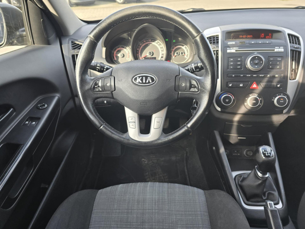 Kia Cee'd sporty wagon 1.6 cvvt x-tra
