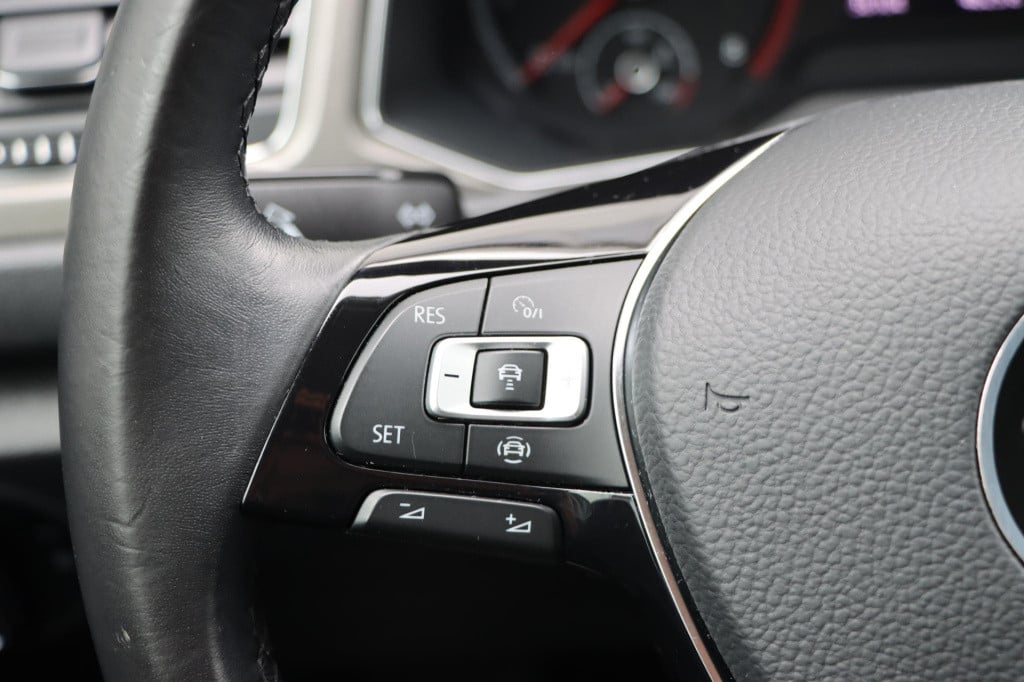 Volkswagen T-roc 1.5 tsi style executive 150pk dsg