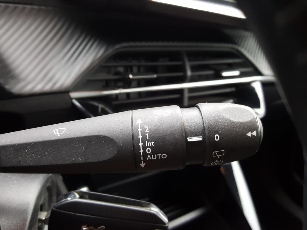 Peugeot 2008 1.2 puretech 100pk active apple carplay & android auto | navig