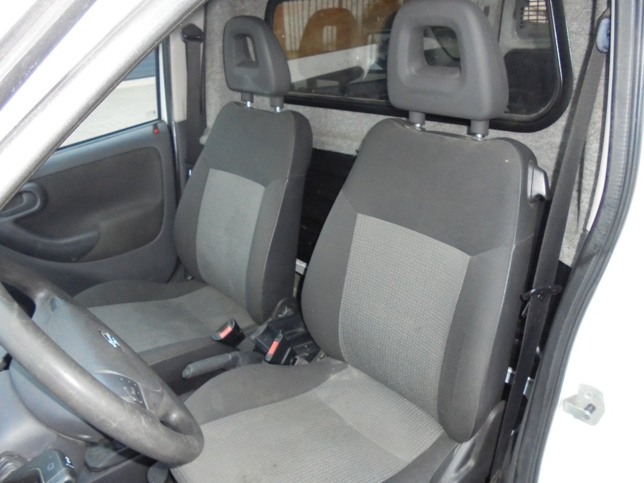 Opel Combo nette auto 1.3CDTi met N.A.P, APK Mei 2026 rijd schakeld 100%