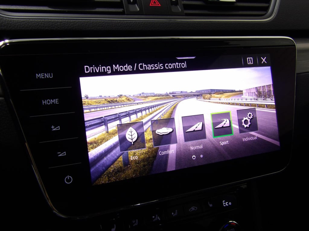 Skoda Superb combi 1.4 tsi phev 217pk dsg-6 style