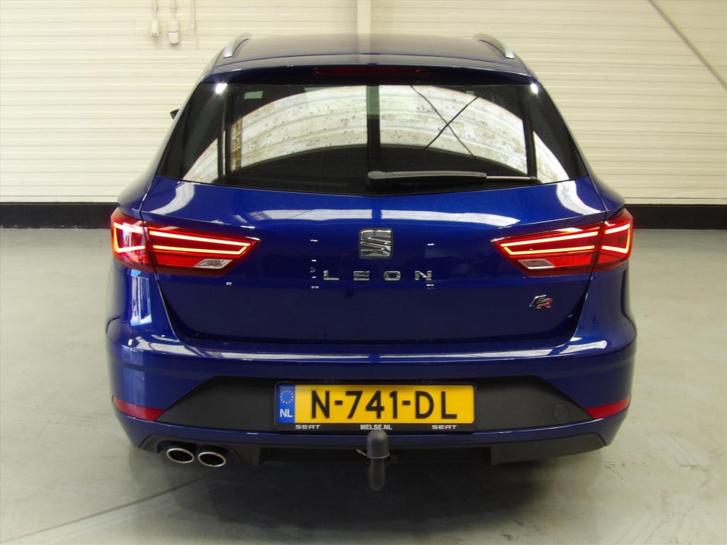 Seat Leon sportstourer 1.5 tsi 130pk fr
