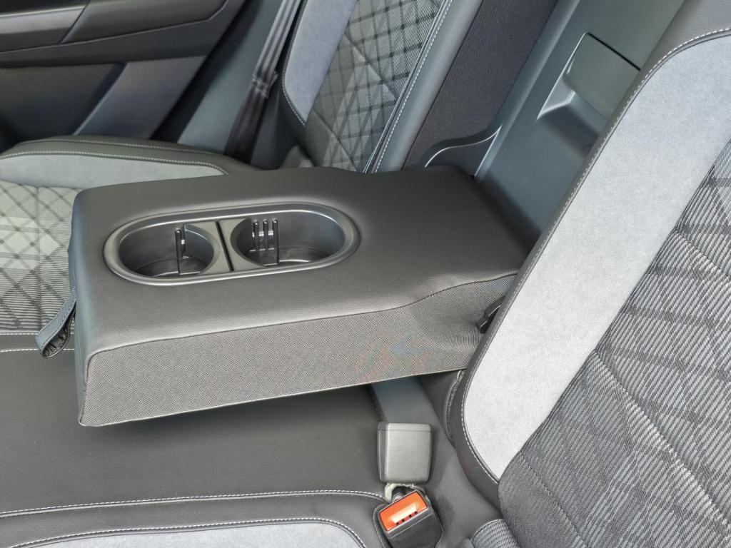 Volkswagen T-roc 1.5 tsi r-line edition virtual cockpit stuur/stoelverwarmi