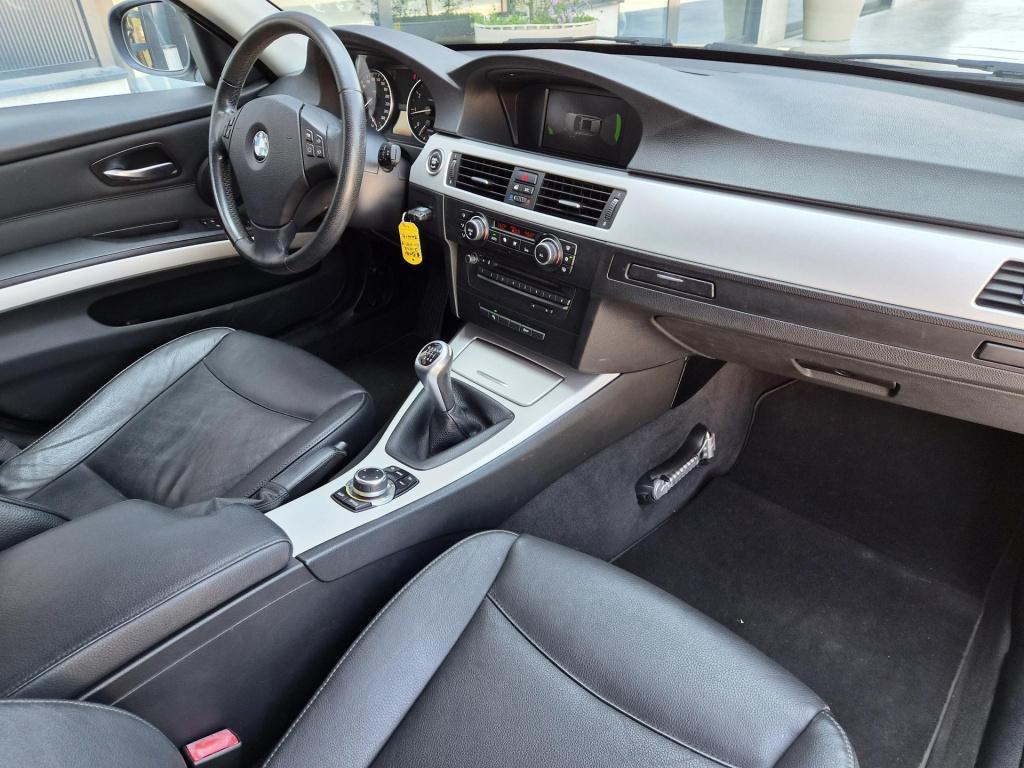 BMW 3-serie touring 318i business line style