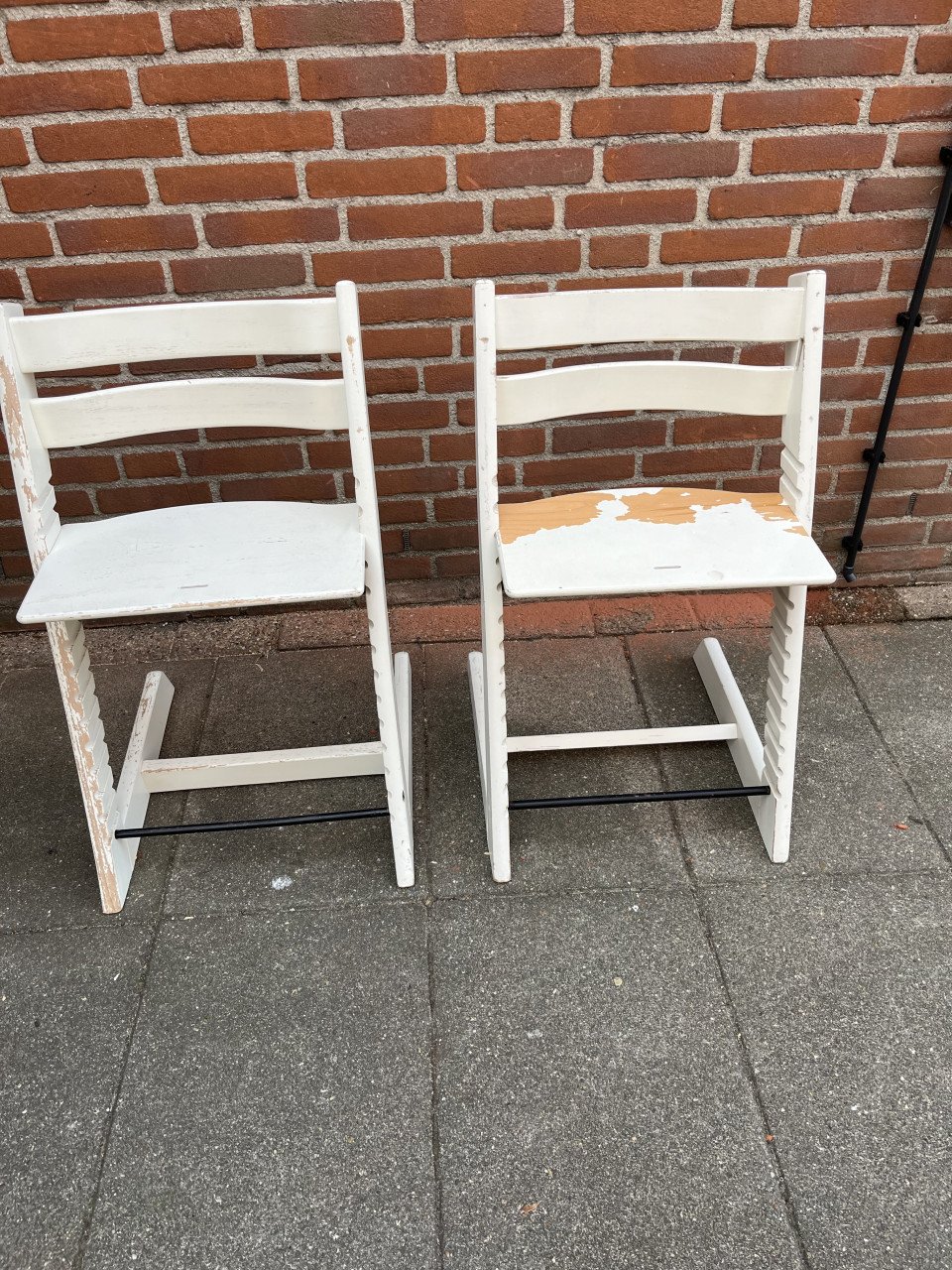 2 TRIP TRAP Stoelen.