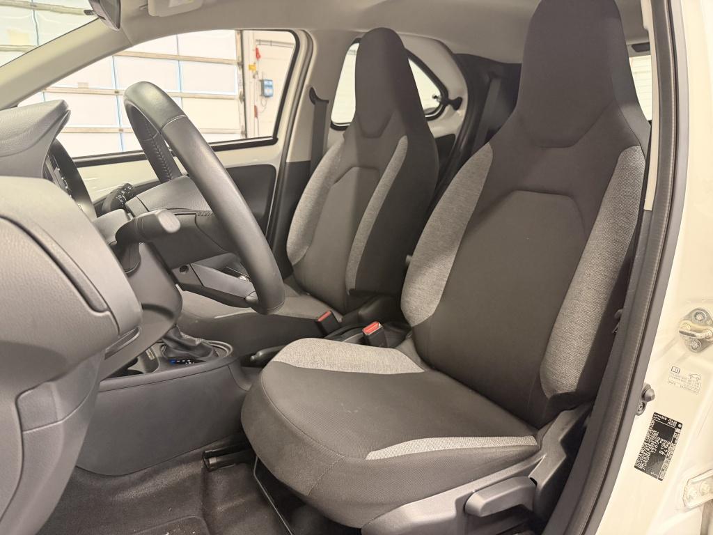 Toyota Aygo x 1.0 vvt-i s-cvt play