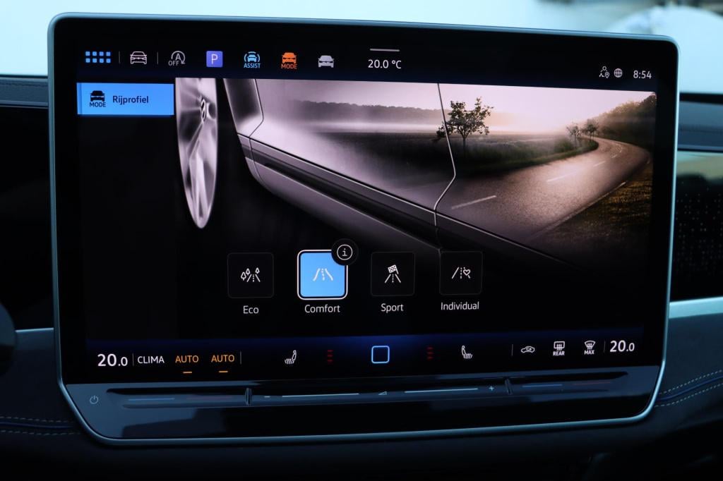 Volkswagen Passat variant 1.5 etsi r-line business dsg7 150pk