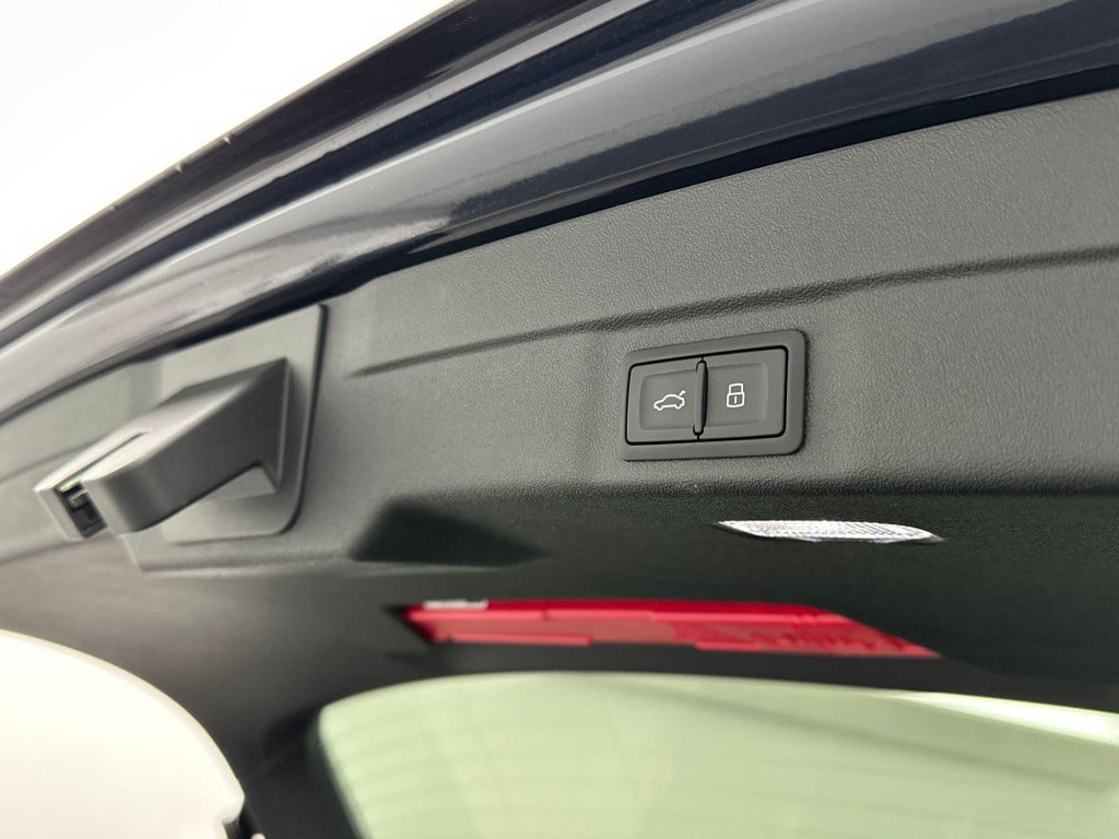 Audi A6 avant advanced edition 40 tfsi 150 kw / 204 pk avant 7 v