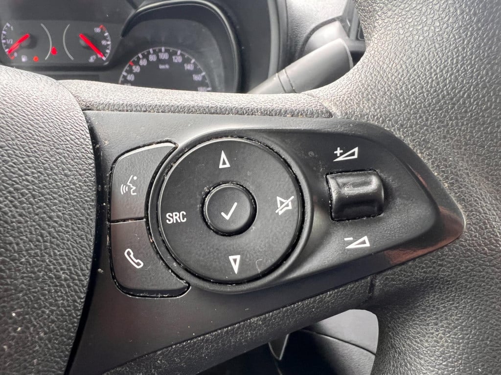 Opel Combo 1.5d l1h1 edition, trekhaak enz...