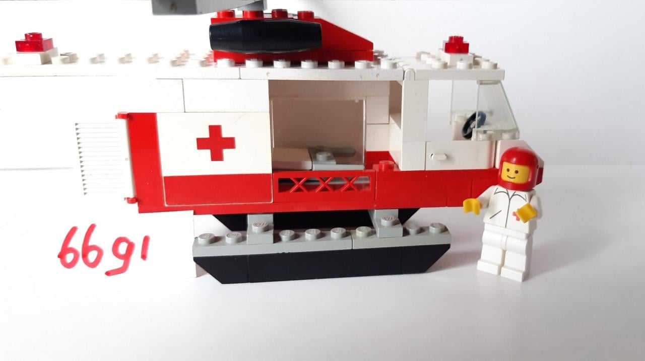 Lego Classic Town 6691: rode kruis helikopter