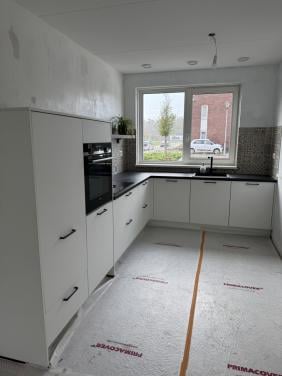 Mooie, kwalitatieve keuken - 4 jaar oud - zeer goede staat