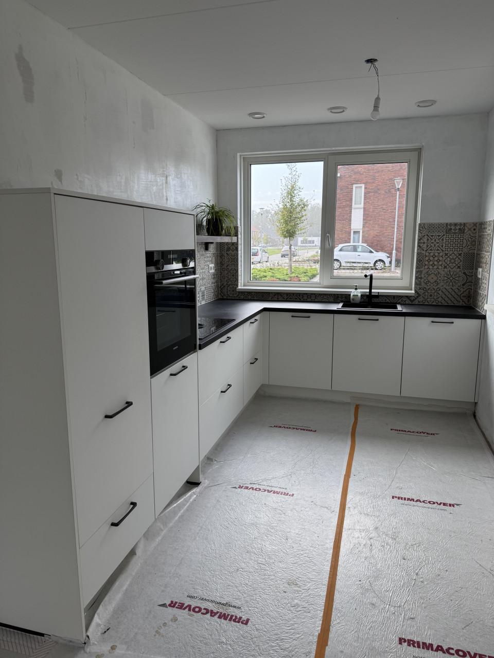 Mooie, kwalitatieve keuken - 4 jaar oud - zeer goede staat