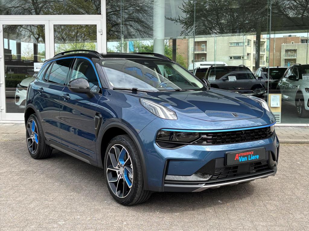 Lynk & Co 01 1.5td 261pk phev 7dcth|navi| schuifdak| 360gr camera|carplay| 