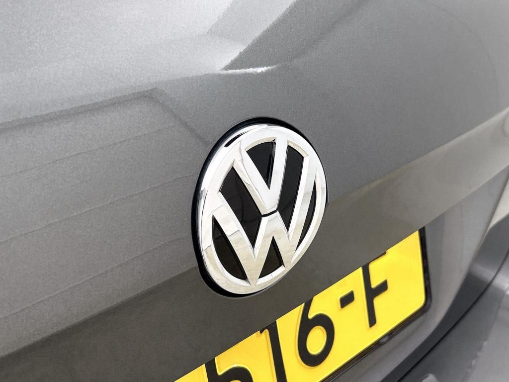 Volkswagen Golf variant 1.0 tsi trendline | parkeer sensoren | cruise contr