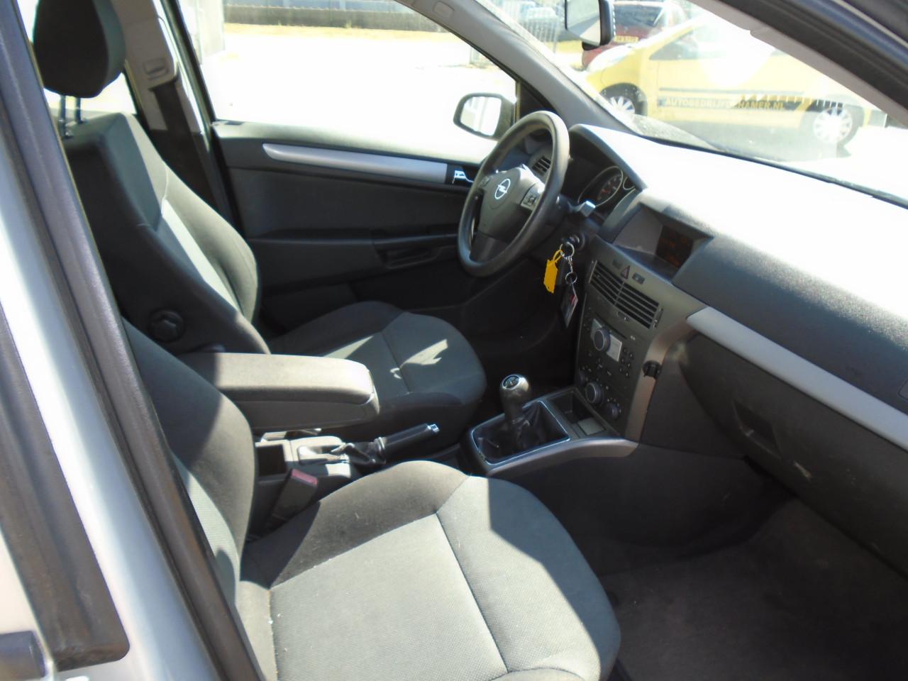 Opel Astra 1.4  APK 10-8 2027