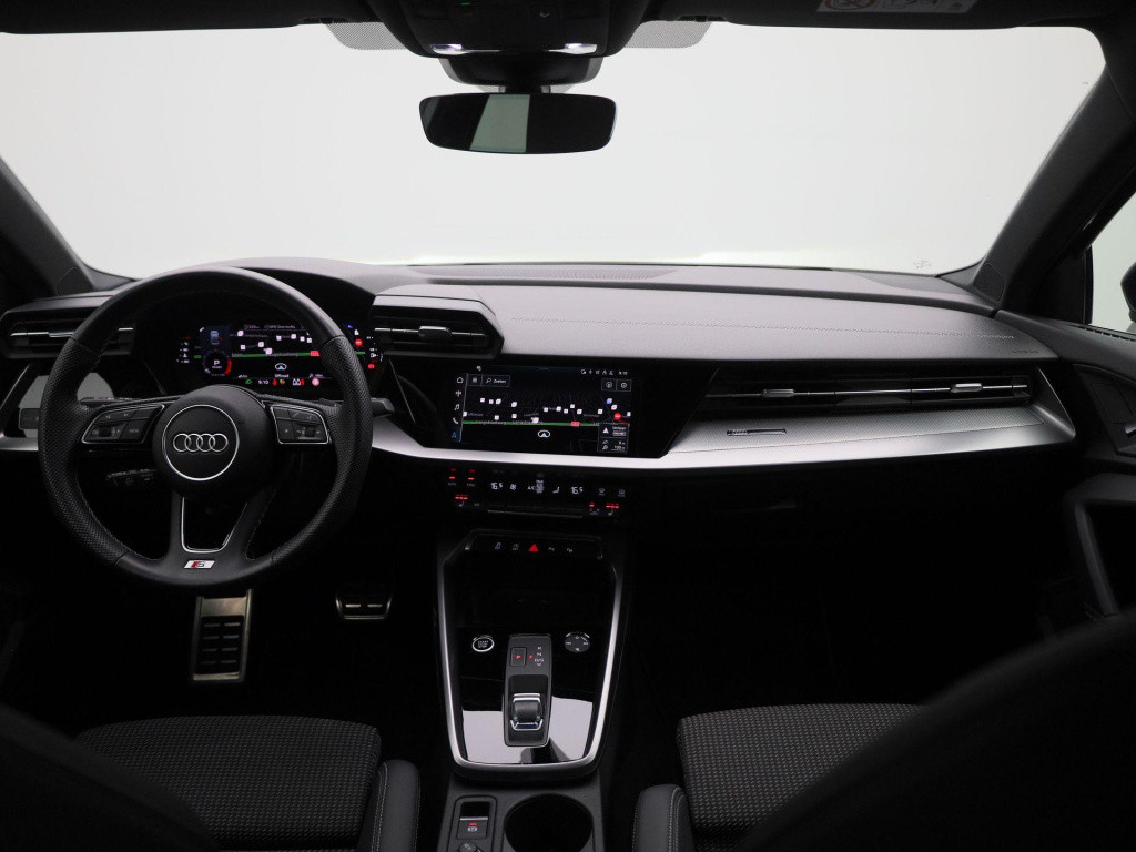Audi A3 limousine 35 tfsi s edition | s-line interieur | automaat | navigat