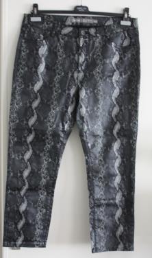 Slangenprint roek  maat 2xl-44