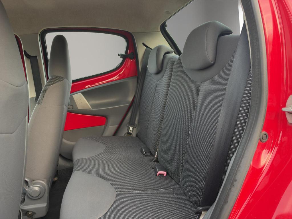 Peugeot 107 1.0-12v xr airco carplay 5 deurs