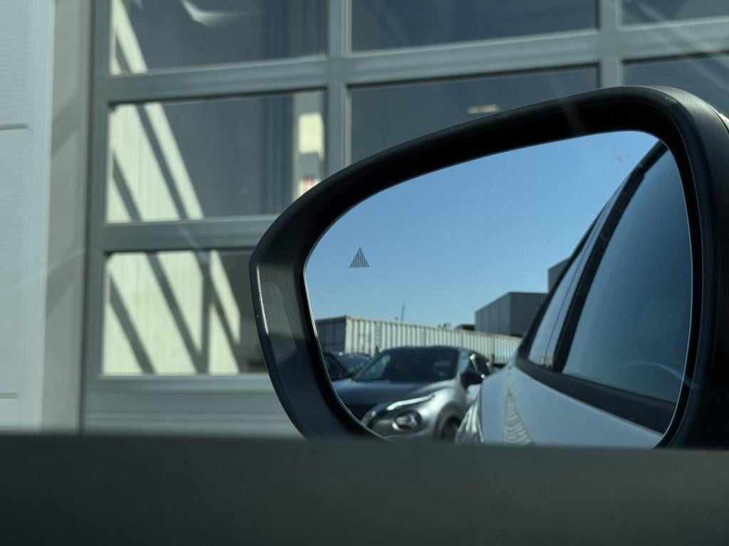 Nissan Juke 1.6 hybrid n-design cold + tech pack