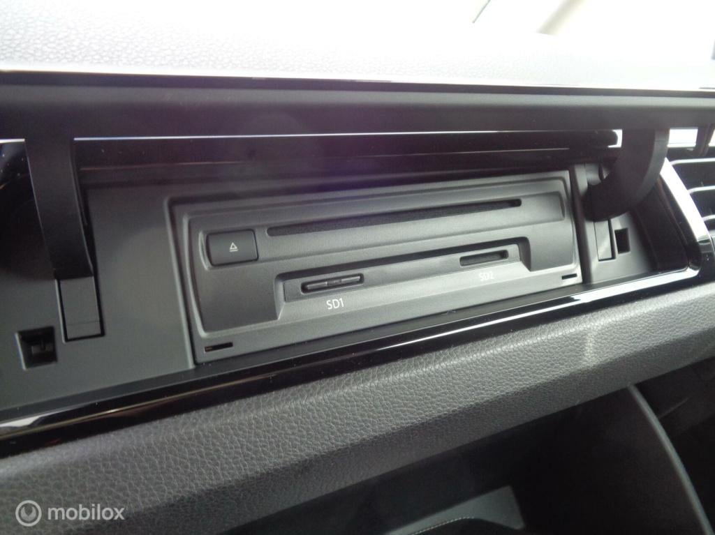 Volkswagen Touran 1.5 tsi comfortline business 7p/airco/pano/stoelverw/came