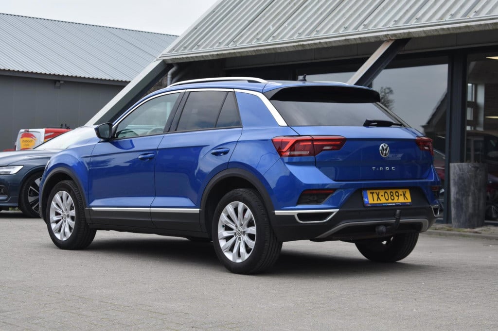 Volkswagen T-roc 1.0 tsi sport | virtual cockpit | trekhaak | camera | nap 