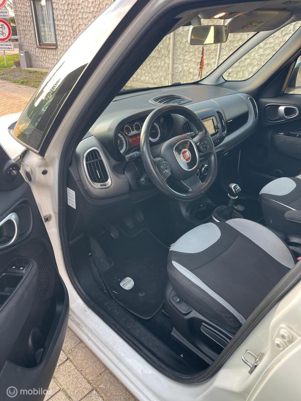 Fiat 500 L 1.4-t-jet popstar voor export