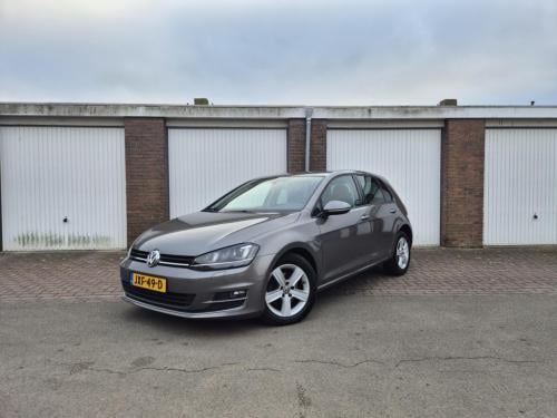 Volkswagen Golf 1.4 tsi highline / 5-deurs / massagestoel / cruisecontrol /