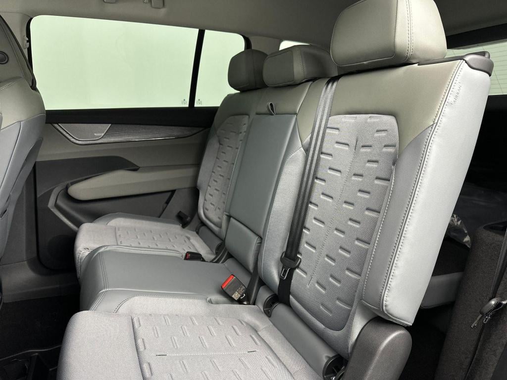 Skoda Peaq business edition elektromotor 210 kw / 286 pk suv