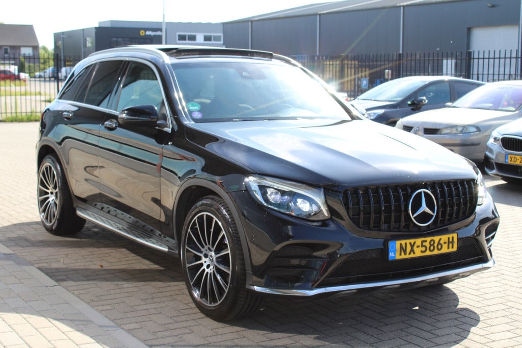 Mercedes-Benz Glc 250 4matic amg | trekhaak | camera |