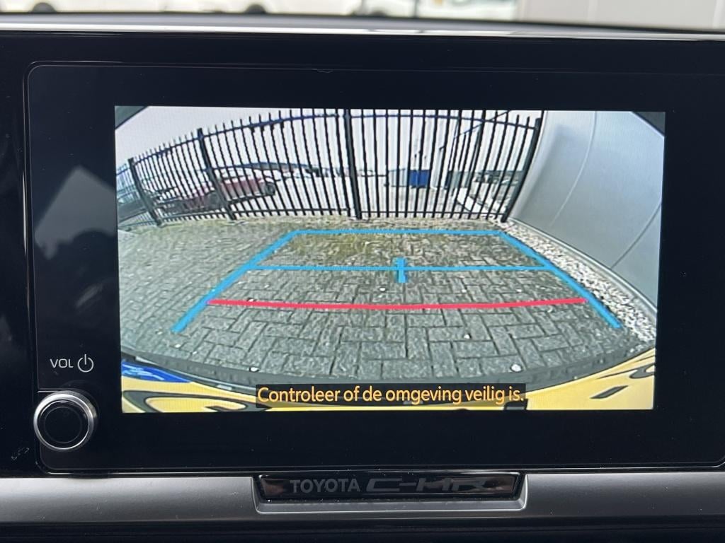 Toyota C-hr 1.8 hybrid 140 act