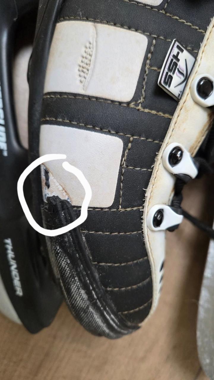 IJshockey Schaatsen maat 43