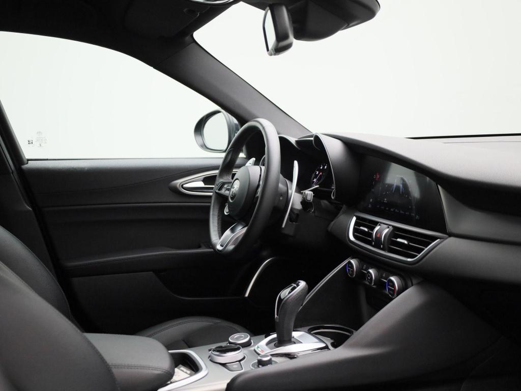 Alfa Romeo Giulia 2.0t sprint | automaat | navigatie | apple carplay / andr