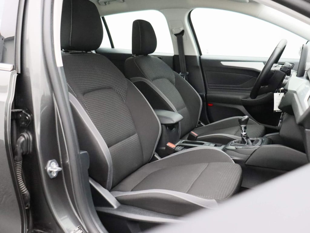 Ford Focus wagon 1.0 ecoboost hybrid trend edition business | navigatie | a