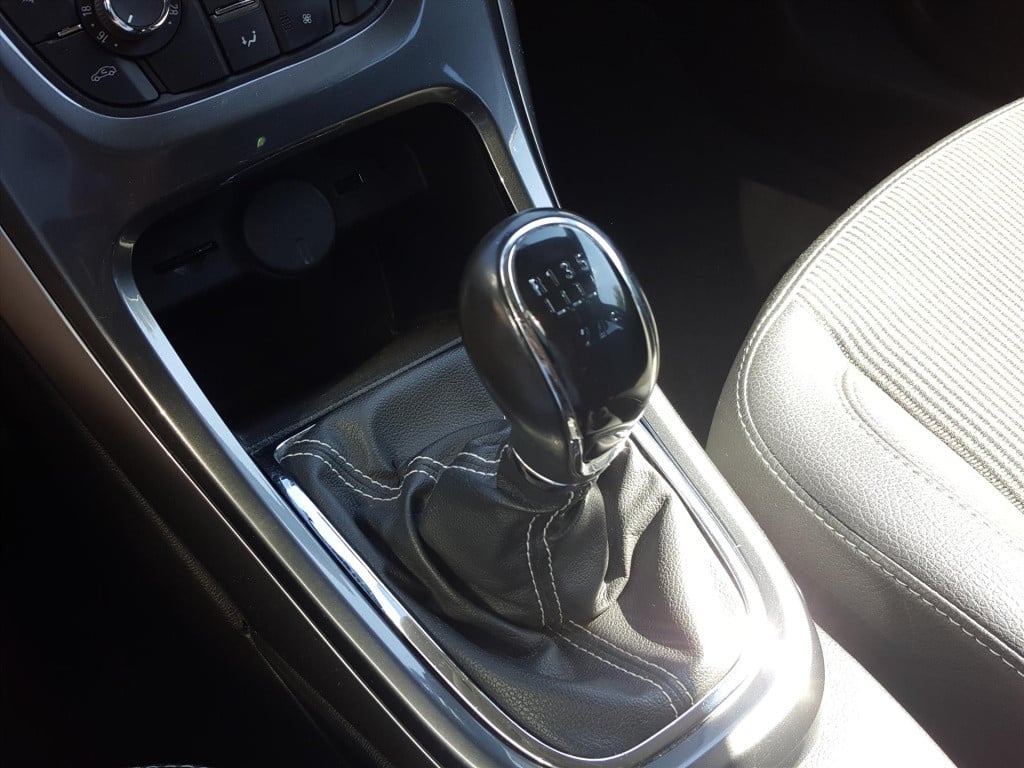 Opel Astra 1.4 turbo ecotec 140pk sport navigatie | trekhaak | cruise & cli