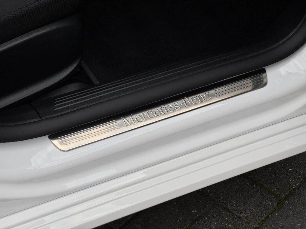 Mercedes-Benz Cla shooting brake 180 automaat, nl-auto!