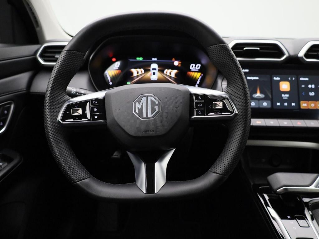 MG ZS 1.5 hybrid+ aut. luxury