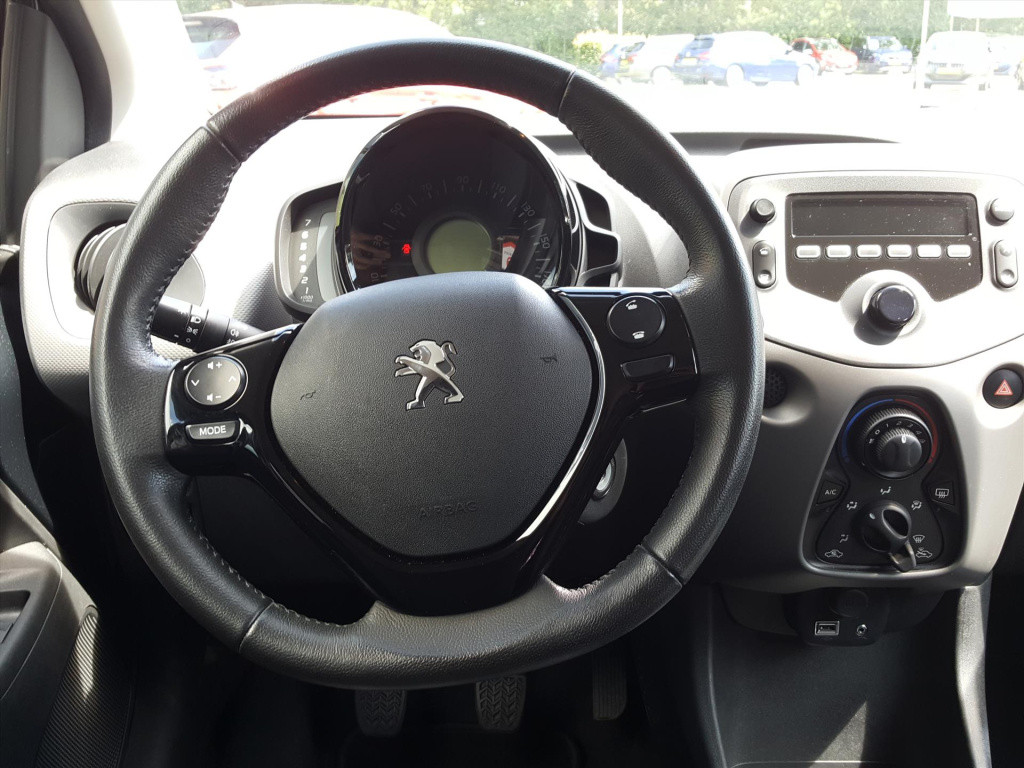 Peugeot 108 1.0 e-vti 72pk 5d active airco | bt bellen & muziek streaming |