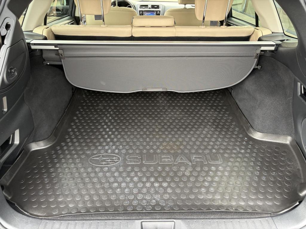 Subaru Outback 2.5i premium mooie en zeer complete staat