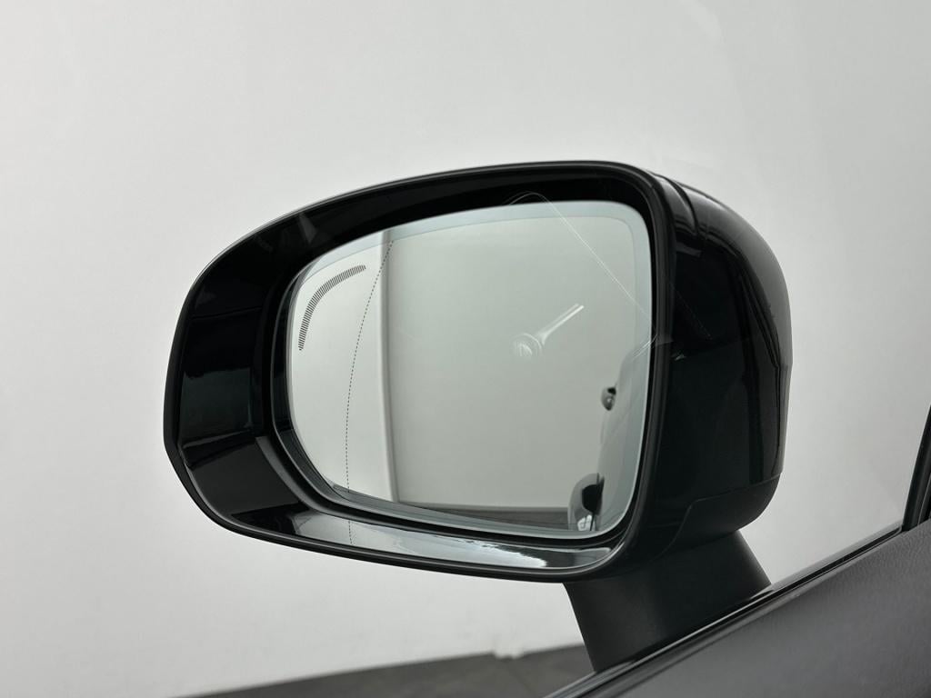Volvo XC60 t6 398pk recharge ultra dark|