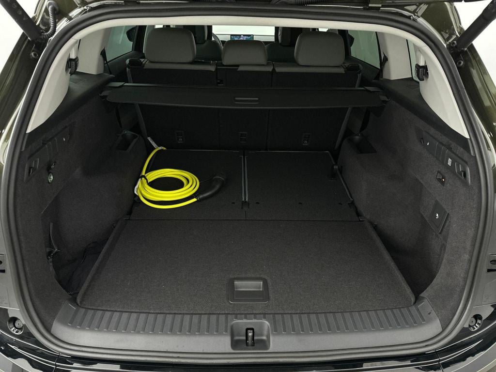 Skoda Peaq business edition elektromotor 210 kw / 286 pk suv