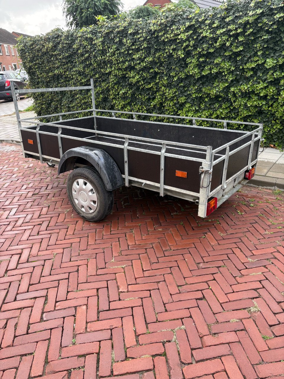 Aanhanger / aanhangwagen 250x125