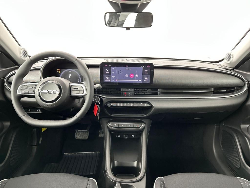 Fiat 600 1.2 hybrid urban | apple & android carplay | parkeersensoren | led
