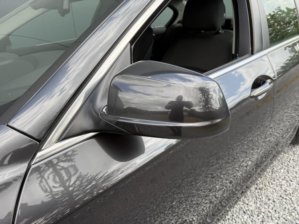 BMW 5 Serie 528i 6-cilinder executive sedan