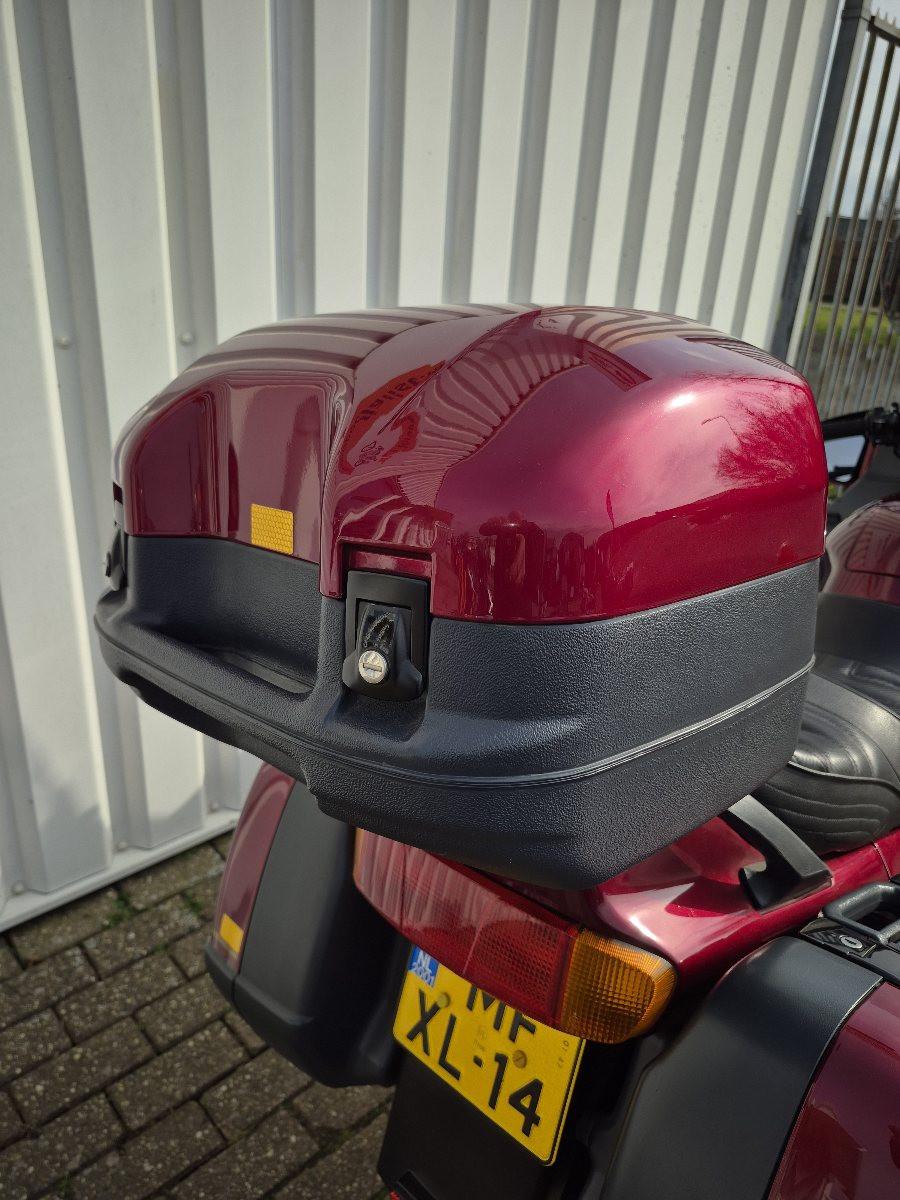 Bijna nieuwe Honda Pan European ST1100 uit 2001