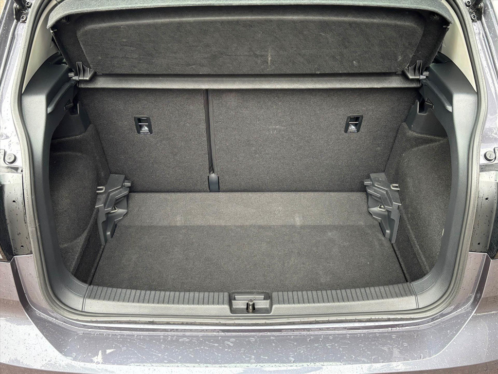 Volkswagen T-cross 1.0 tsi 95pk life apple carplay| adapt cruise| rijklaar 