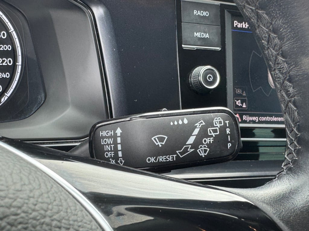 Volkswagen Polo 1.0 * cruise control * pdc 2x * licht en zicht pakket
